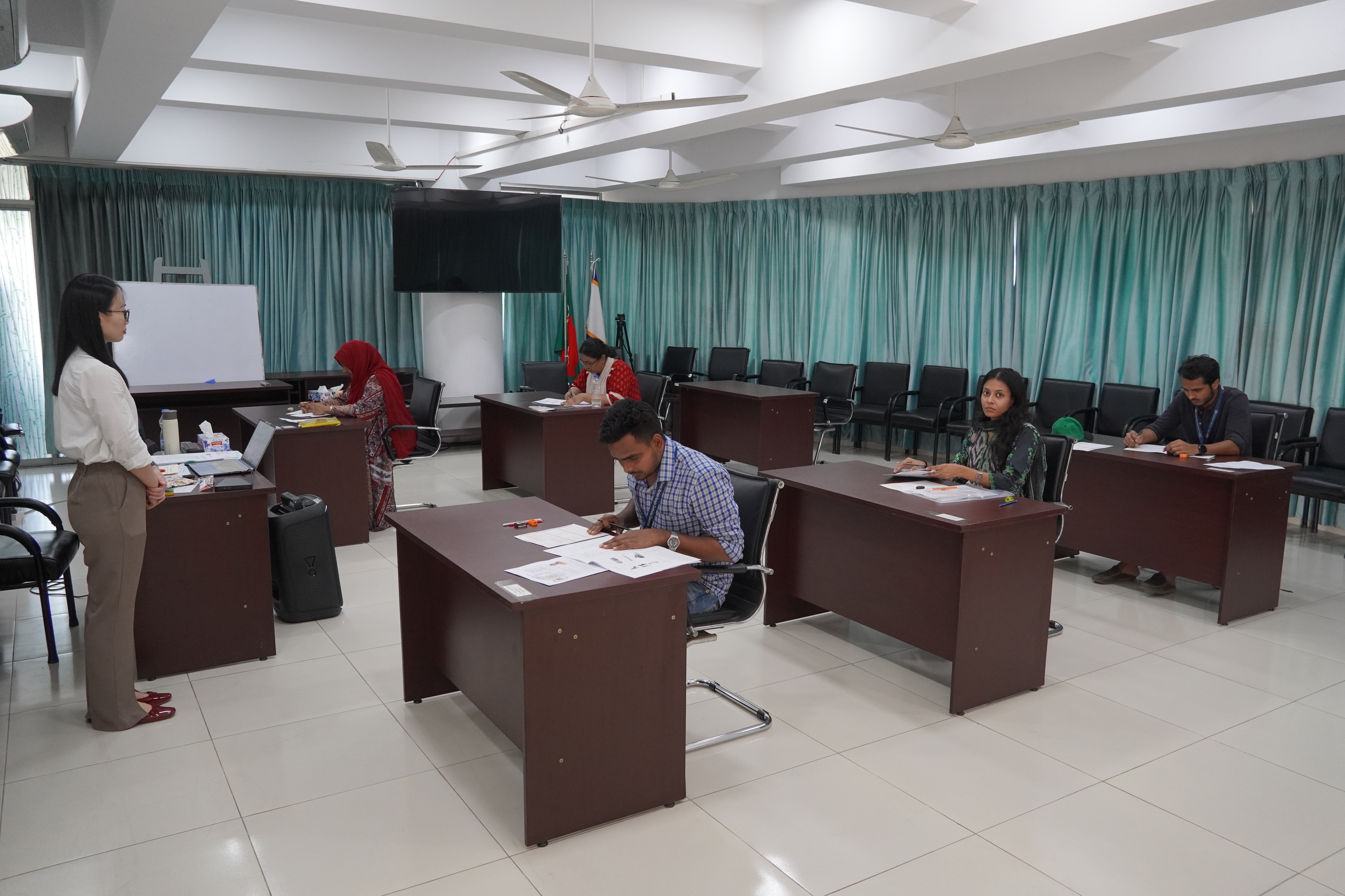 10月HSK考试 Gallery